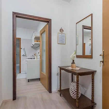 Apartment Neva